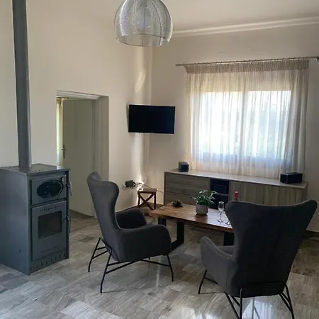 Apartamento Eucalyptοs House